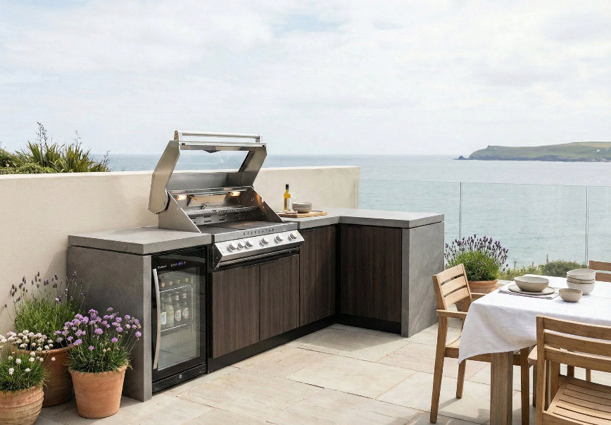 Bulit-in BBQ's | Outdoor Kitchens